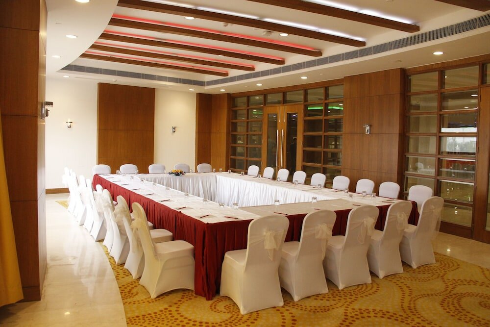 Фото Country Inn & Suites by Radisson, Bathinda