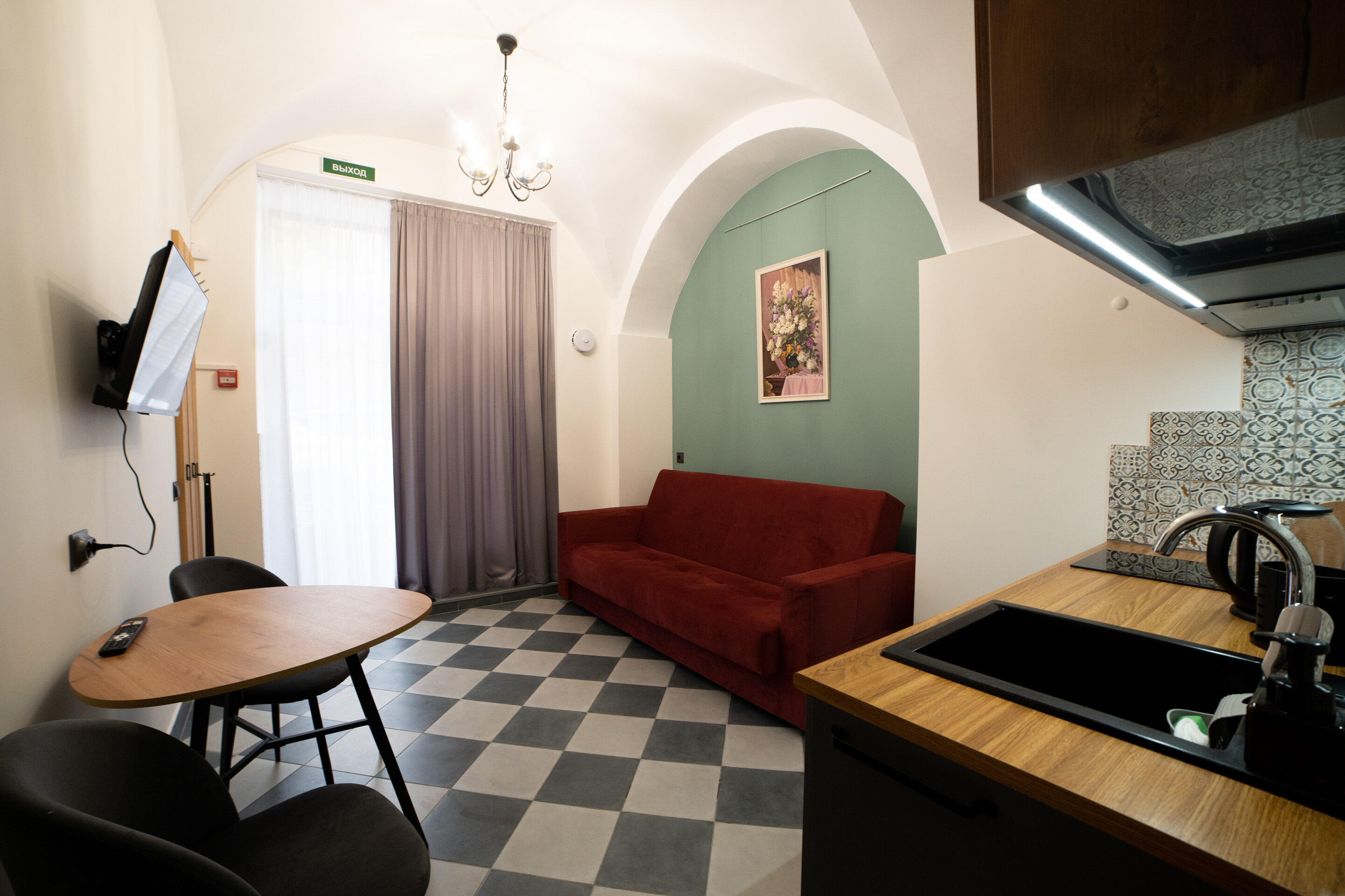 Фото Двенадцать