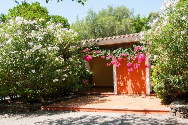 Фото Villaggio Alba Dorata