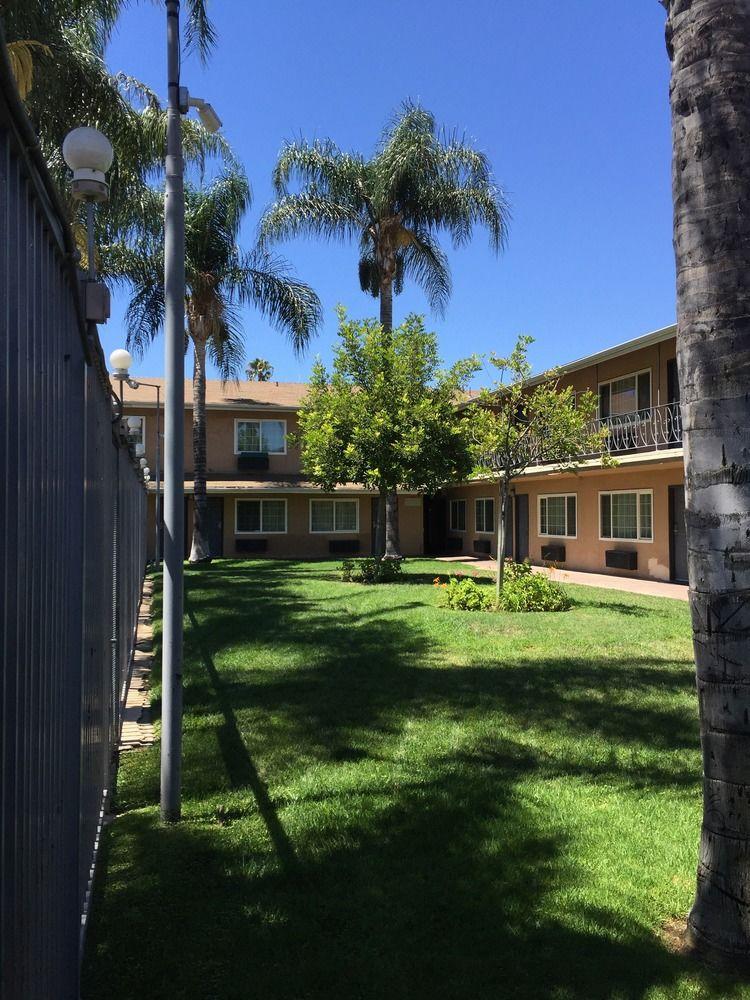 Фото Hyland Motel Van Nuys