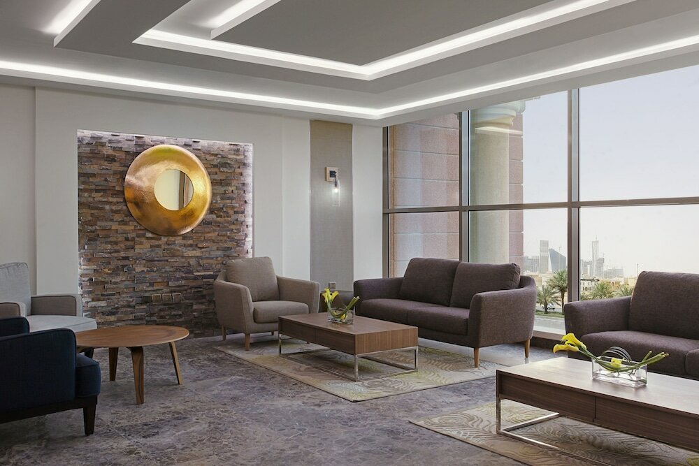 Фото DoubleTree by Hilton Riyadh - Al Muroj Business Gate