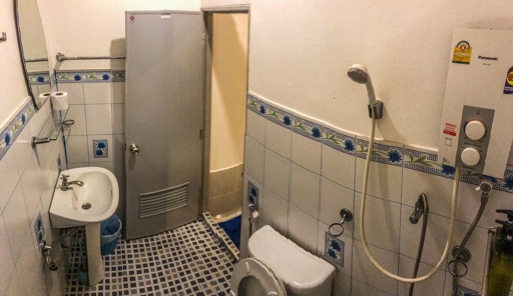 Фото Surada Guesthouse