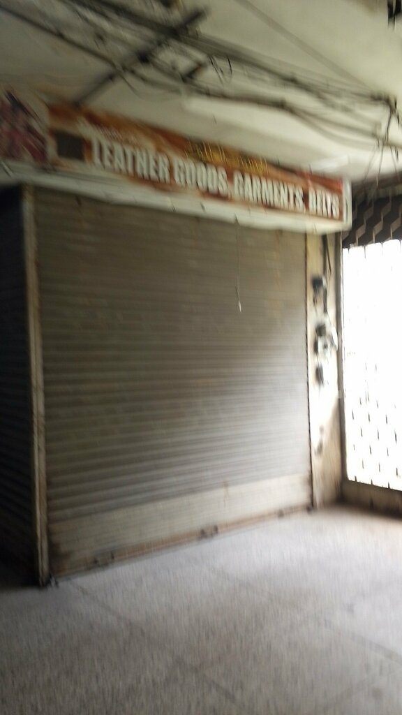 Clothing store Huzaifa Jee, Karachi, photo