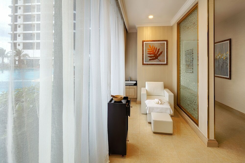 Фото Melia Vinpearl Nha Trang Empire