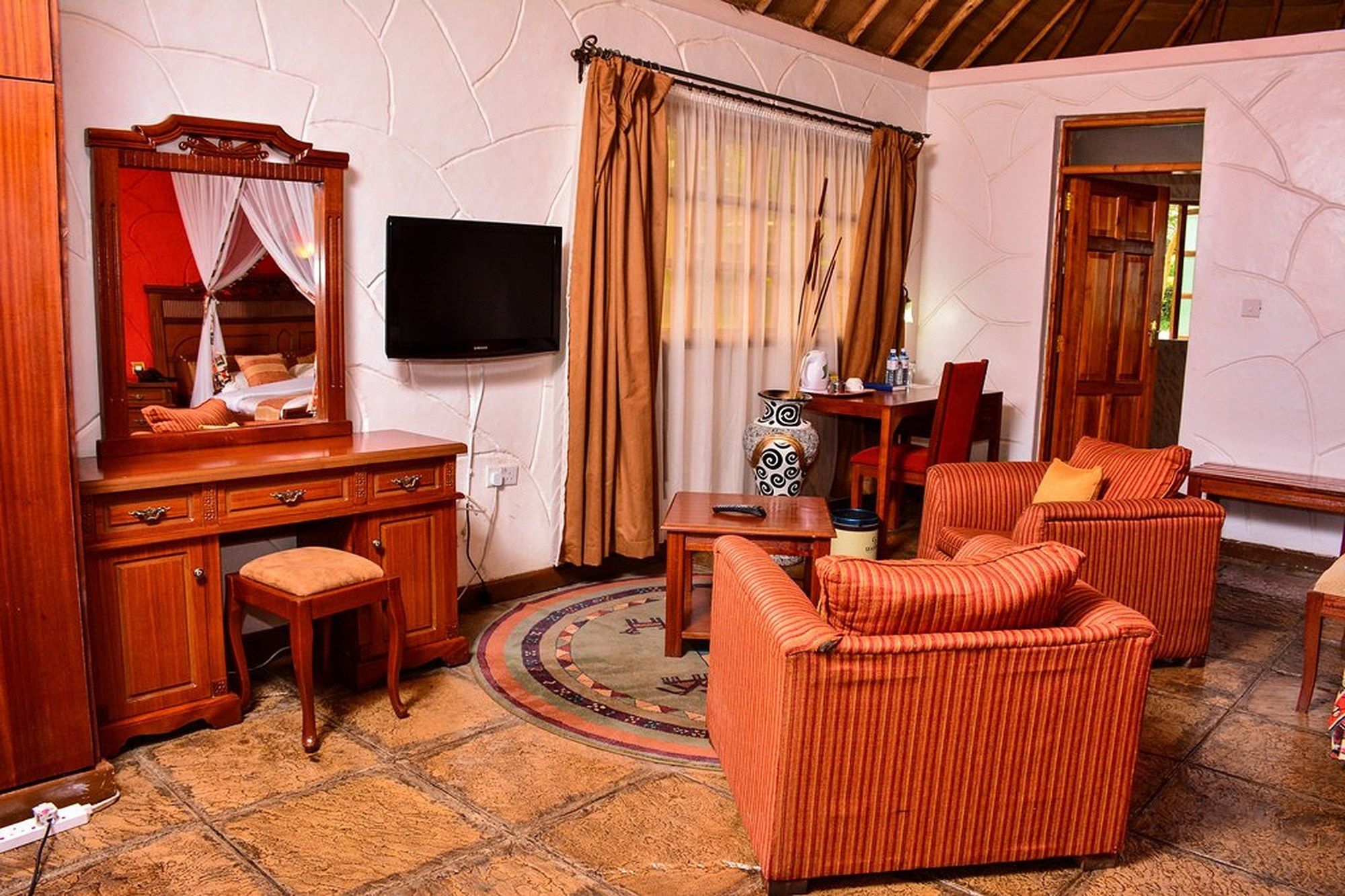 Фото Elementaita Country Lodge