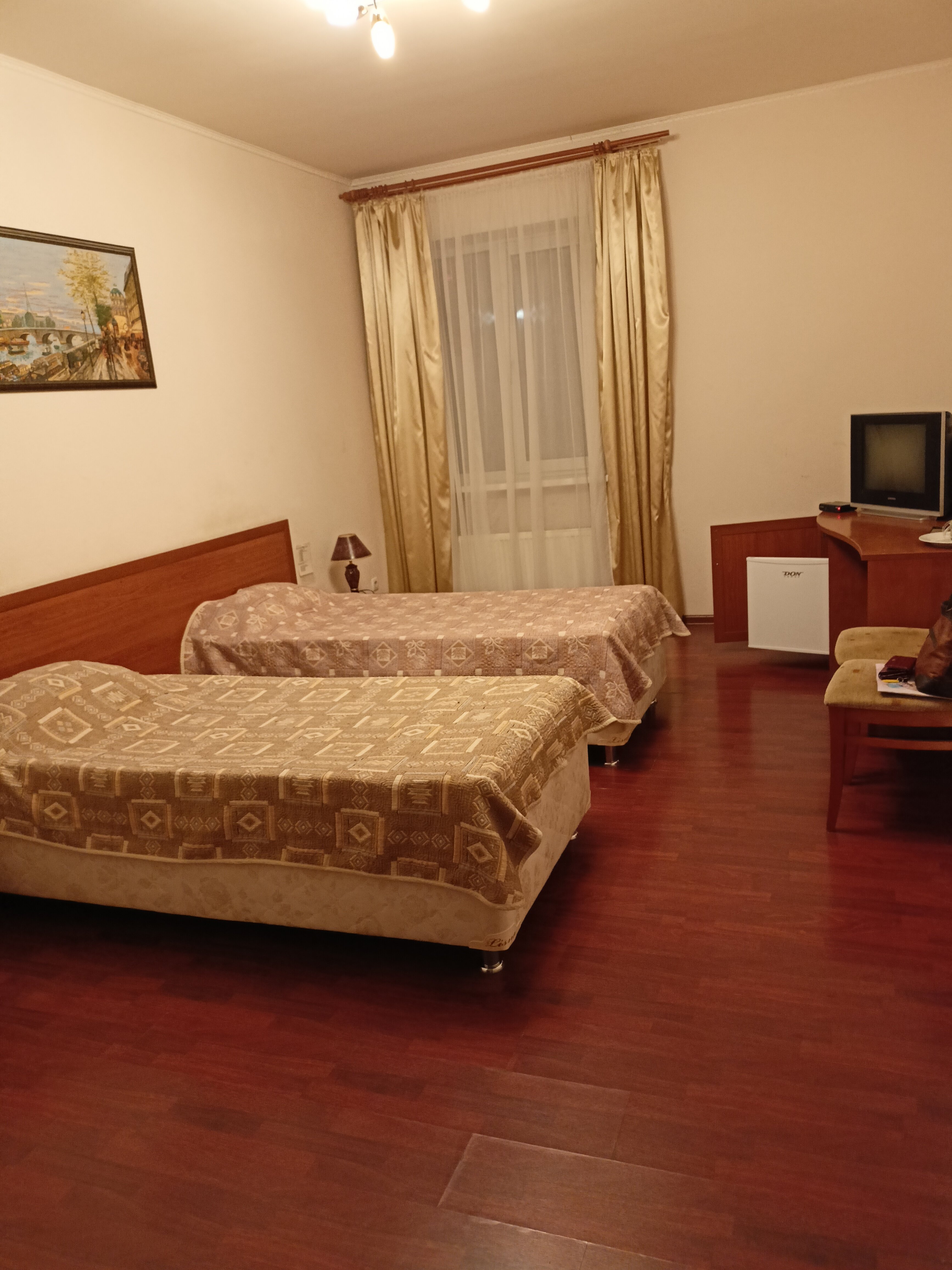 Фото отеля 2