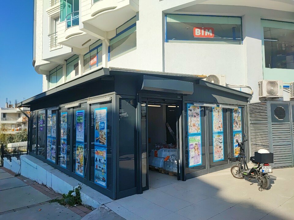 Supermarket A 101, Izmir, photo