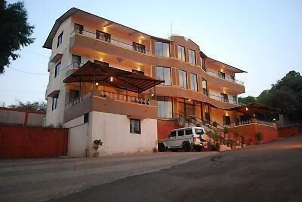 Фото Hotel Krishna Continental