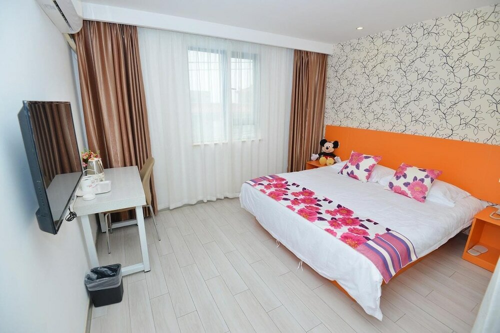 Фото Lijing Selected Hotel