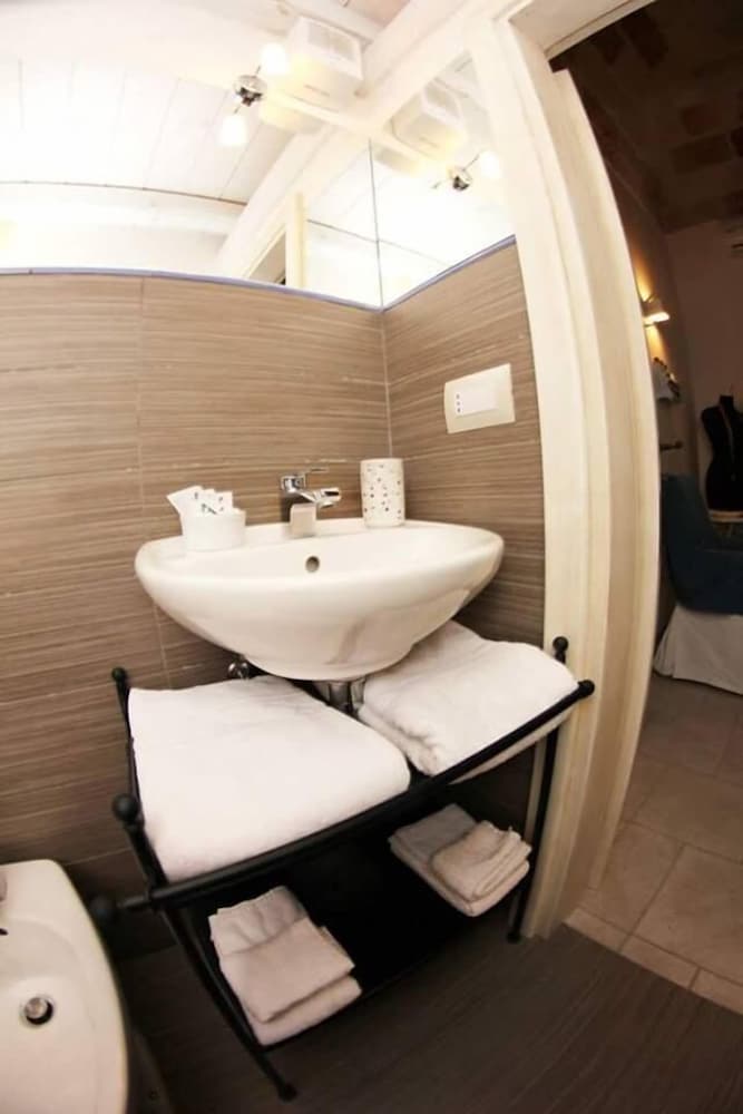 Фото Bed and Breakfast Karen House