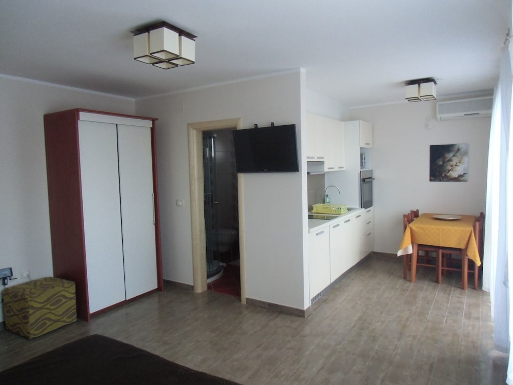 Фото Apartmani Romano