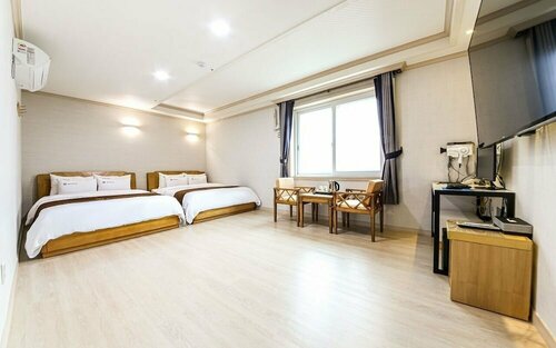 Гостиница Mj Tour Hostel в Чолла-Намдо