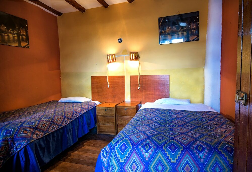 Фото Hotel Casa Suecia - Hostel