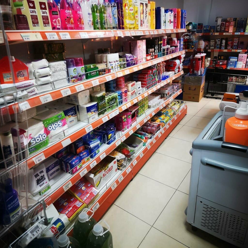 Grocery Spam Fake, Manisa, photo