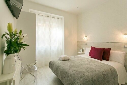 Внешний вид отеля Hostal Met Madrid в Мадриде, фото 2