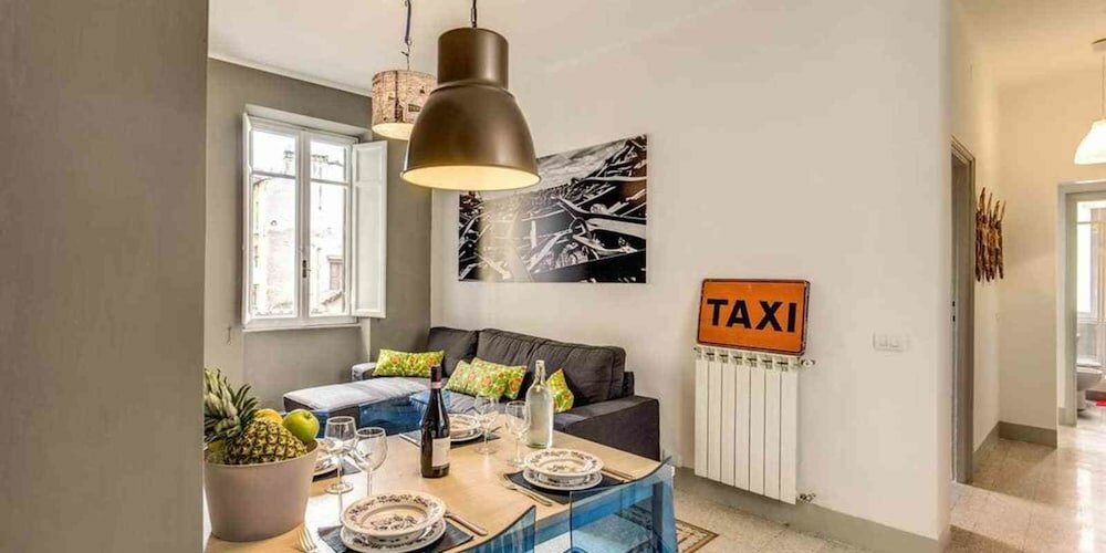 Фото Monti - Coliseum 3 bedroom apartment