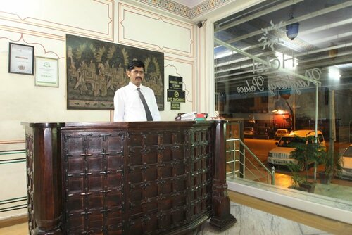 Гостиница Hotel Raghuraj Palace в Джайпуре