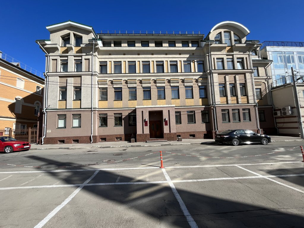 Фото Никола Хаус