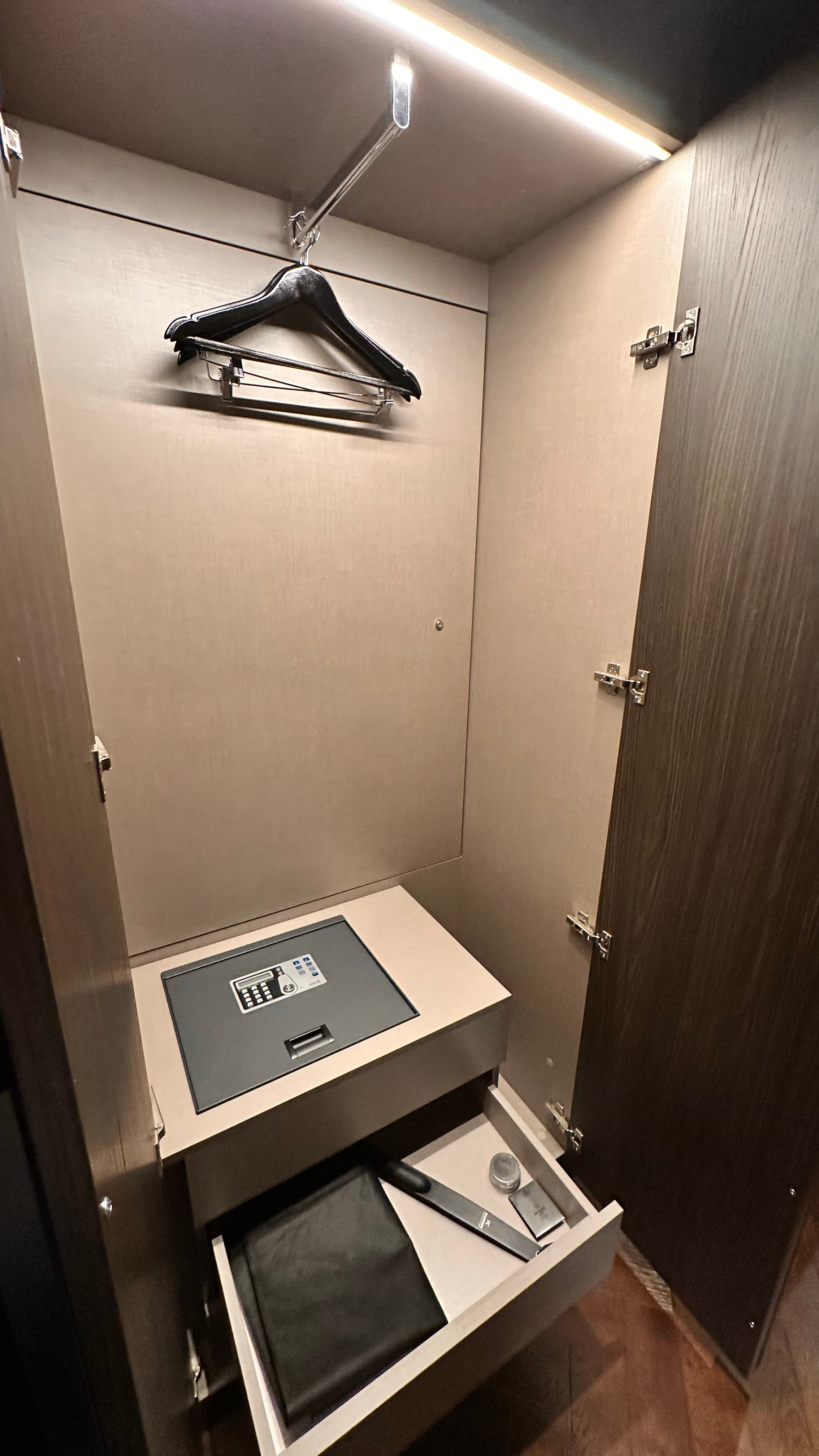 Фото Palazzo Touring Club Milan, A Radisson Collection Hotel