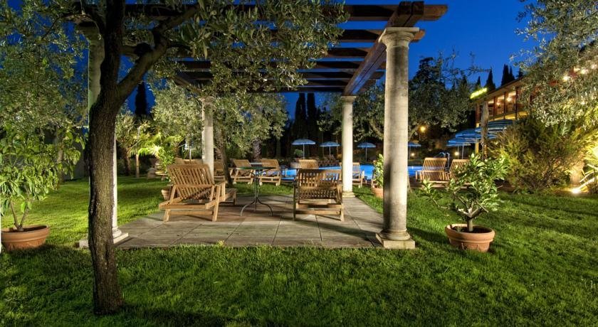 Фото Hotel Villa Madrina