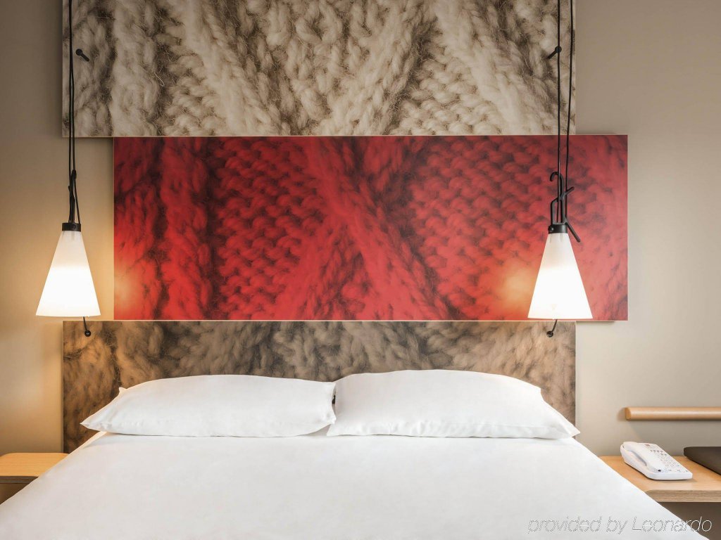 Фото ibis Paris Le Bourget