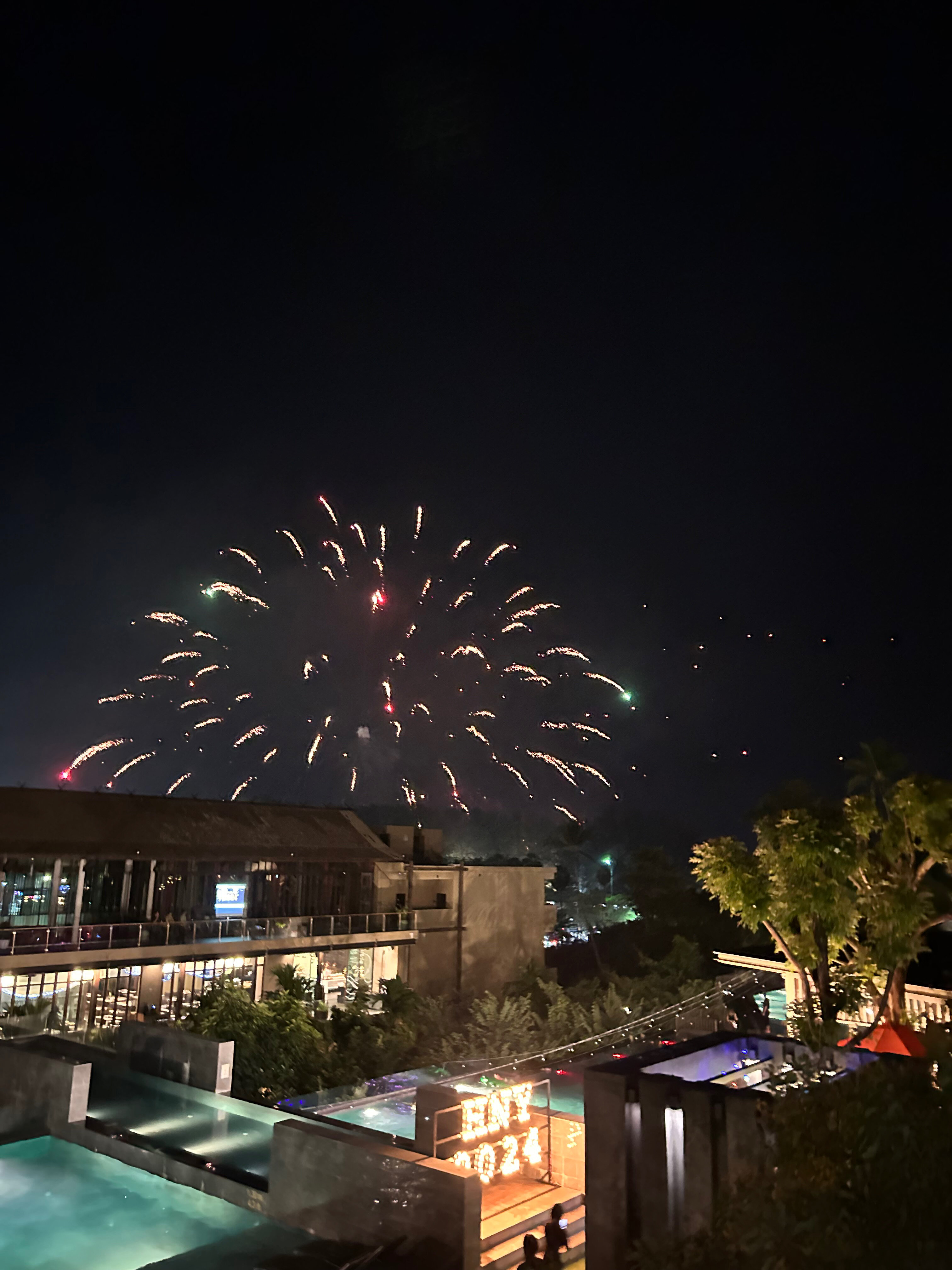 Фото Sunsuri Phuket