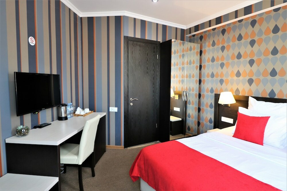 Фото East Gate Boutique Hotel