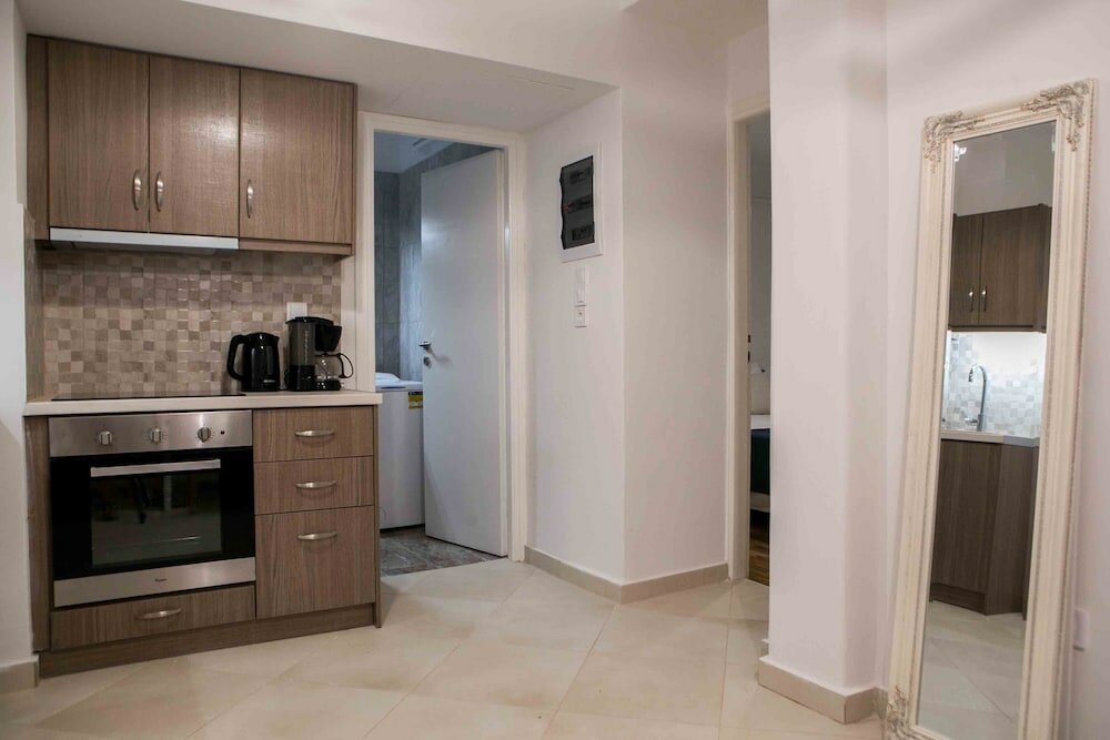 Фото Best House Kolxidos Ampelokipoi Metro