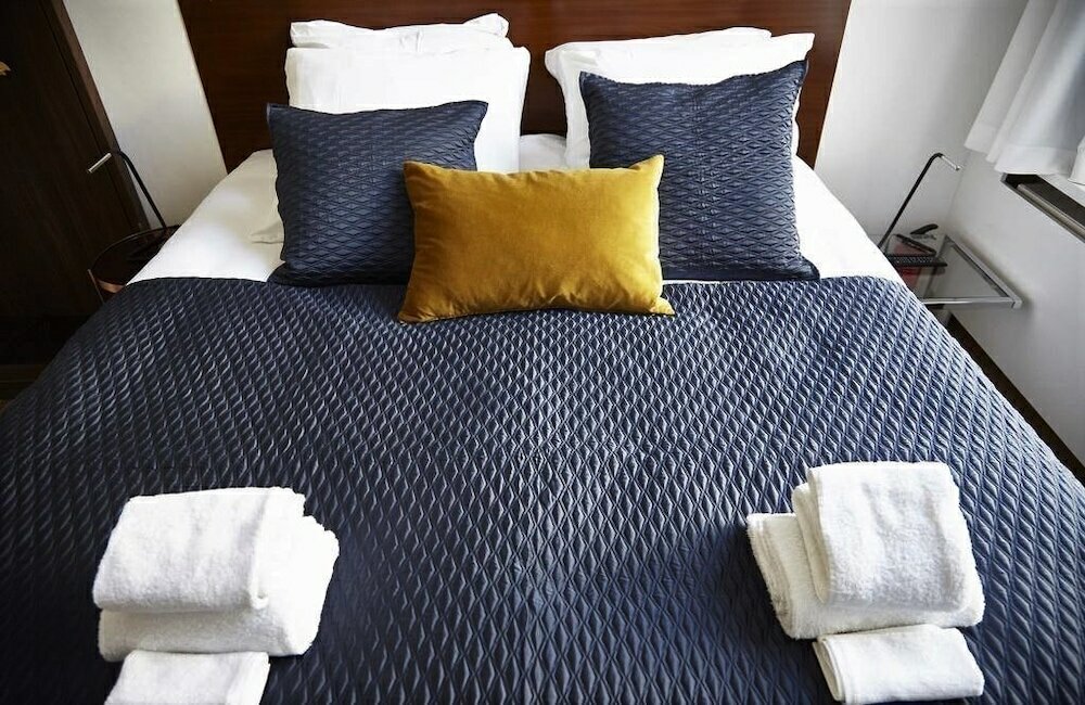 Фото Downtown Room In Canal District