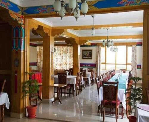 Гостиница Karakoram Hotel в Лехе