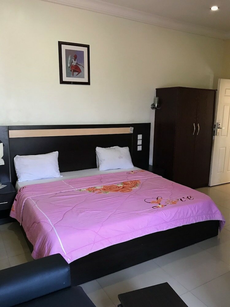 Фото Sumed Suites