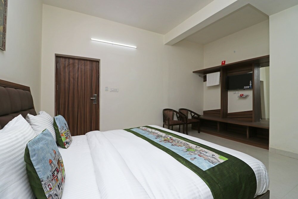 Фото Oyo 10213 Hotel Panache