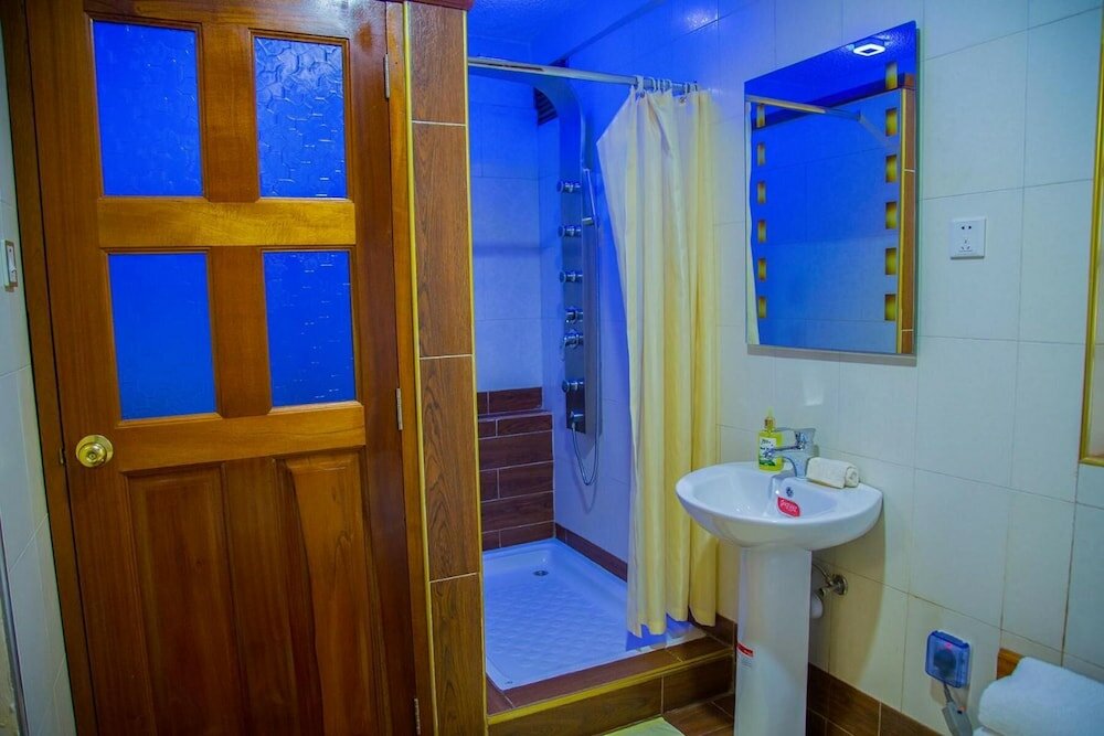 Фото Shangri-la Hotel Muyenga