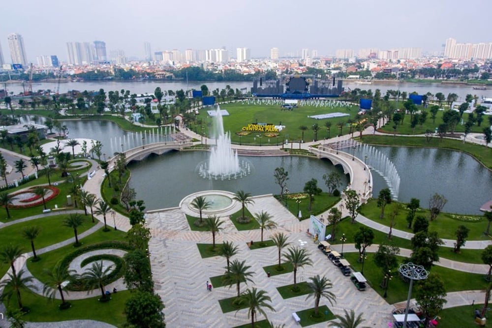 Фото The Berry Vinhomes Luxury Apartments