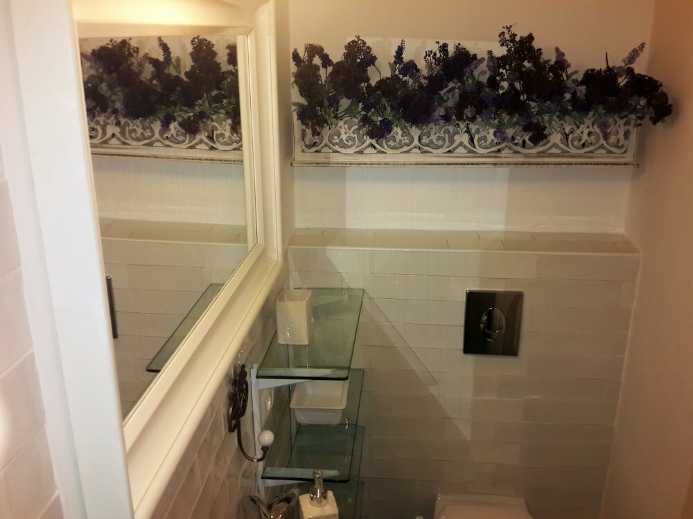 Фото Tel Aviv Apartment by the Sea