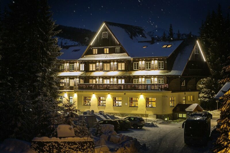 Гостиница Hotel Mikulášska chata