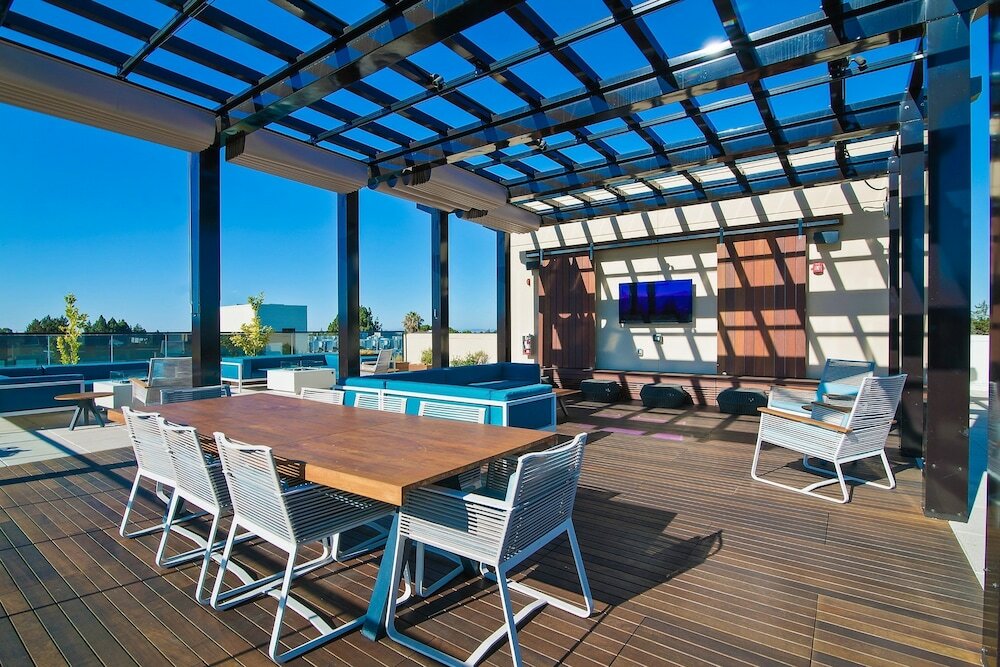 Фото Global Luxury Suites at Mountain View