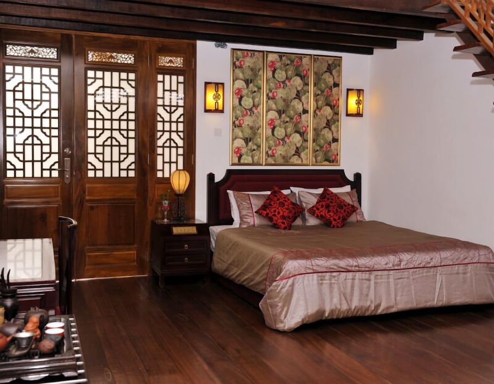 Фото Lekiu House