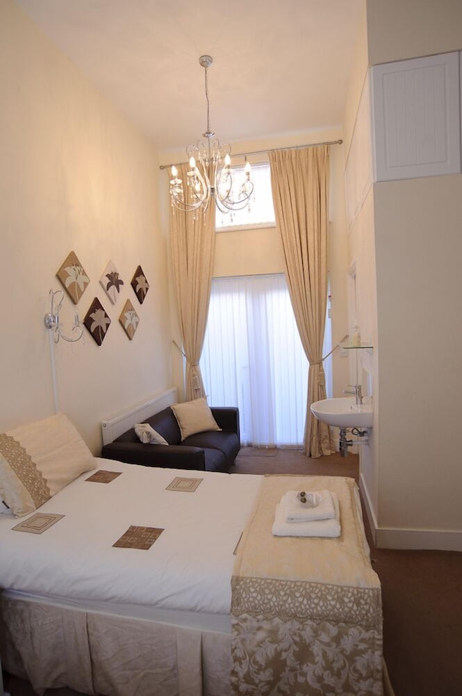 Фото Park Hall Suites