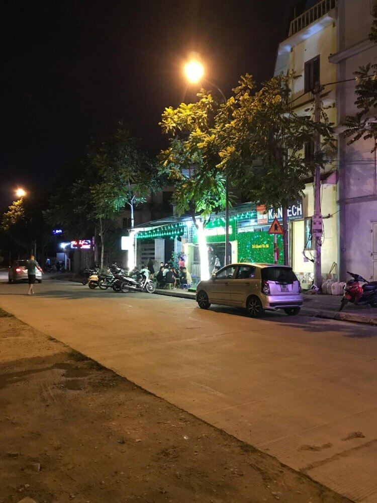 Фото Family Transit Hotel