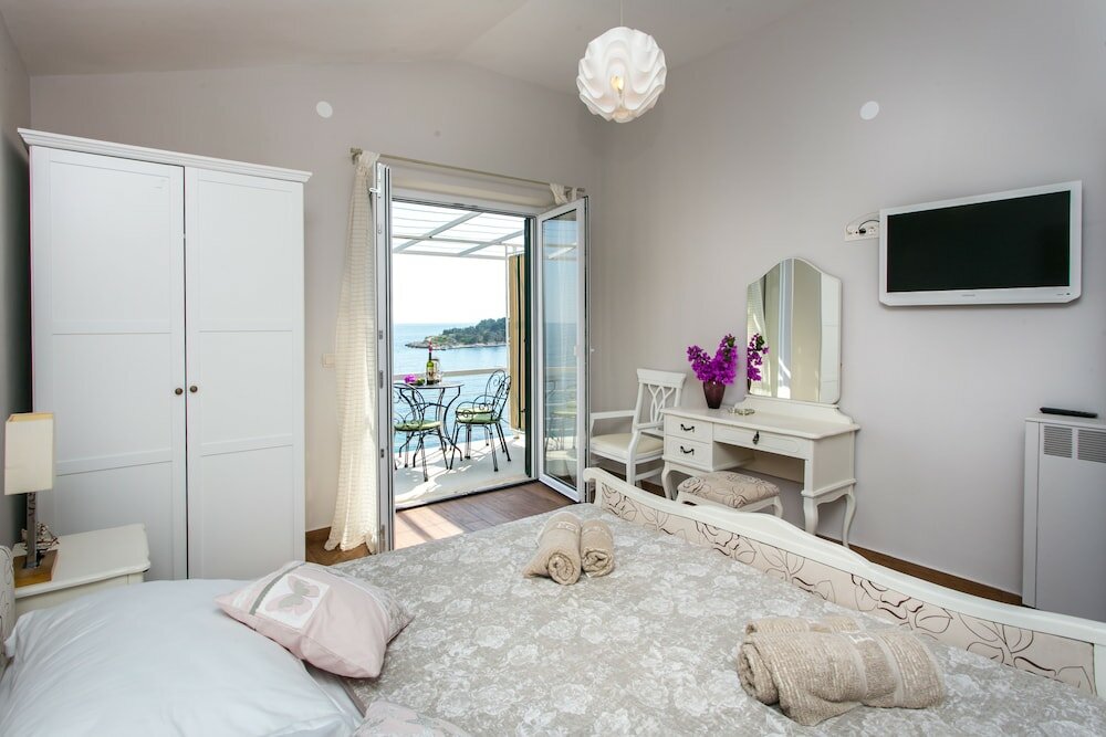 Фото Apartments Villa Mirjana