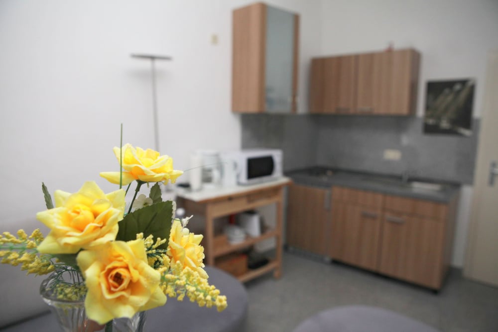 Фото White House Bochum Ehrenfeld