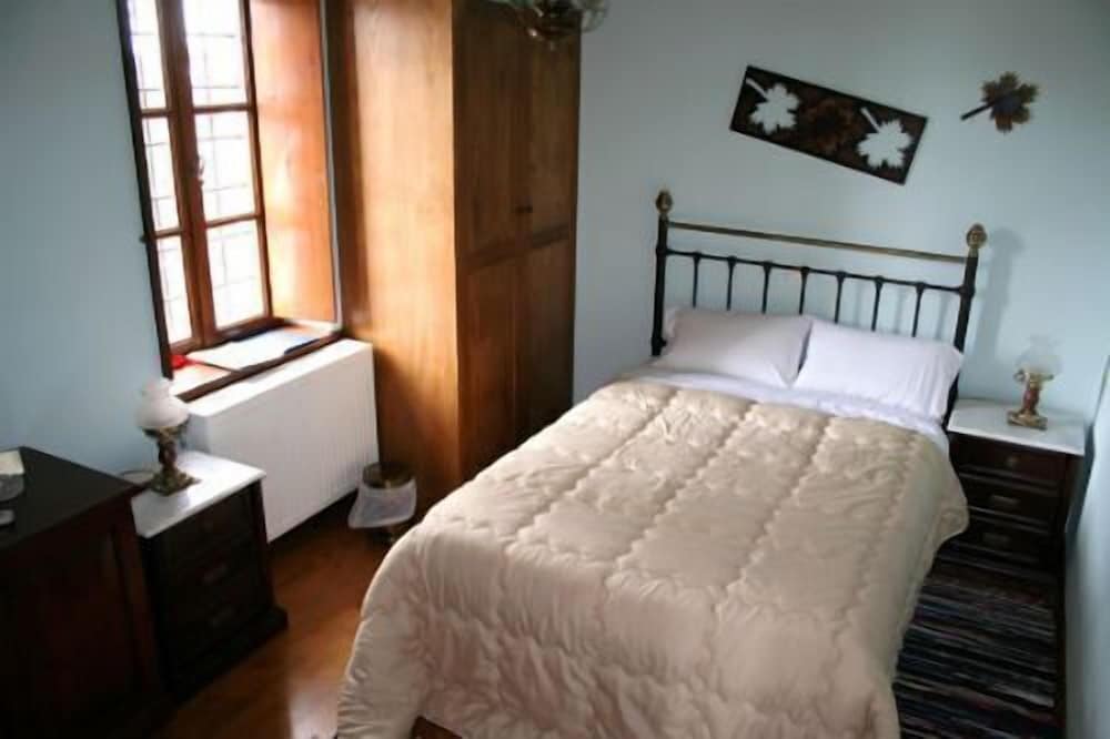 Фото Nikolas Guesthouse