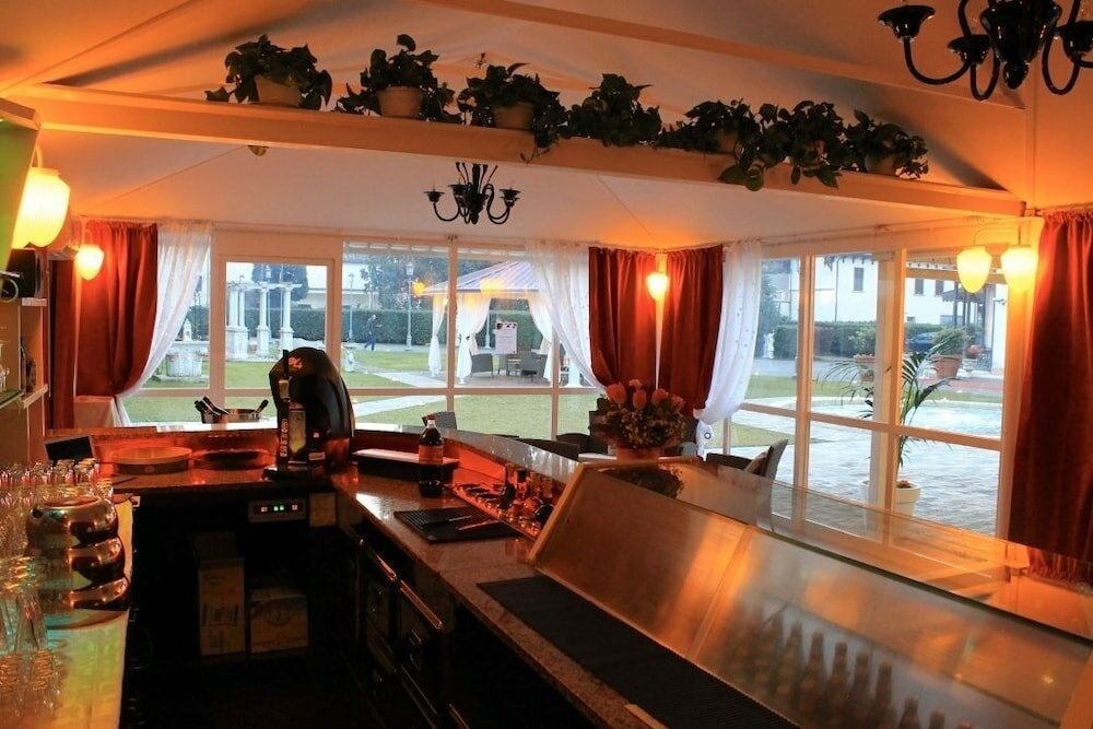 Фото Отель Villa Stucky