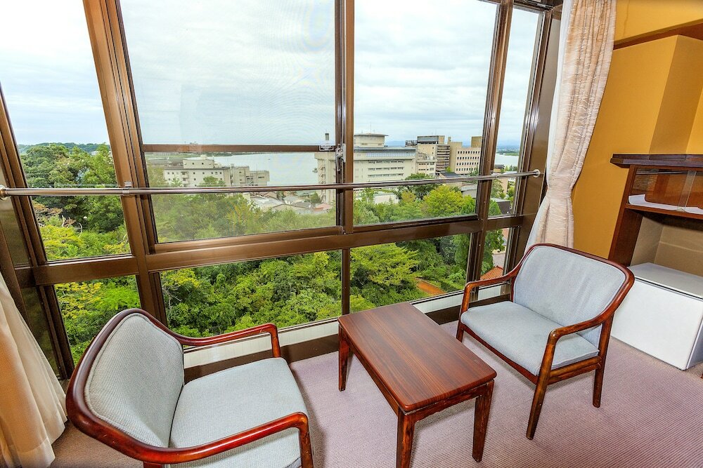 Фото Yukai Resort New Maruya Hotel Bekkan