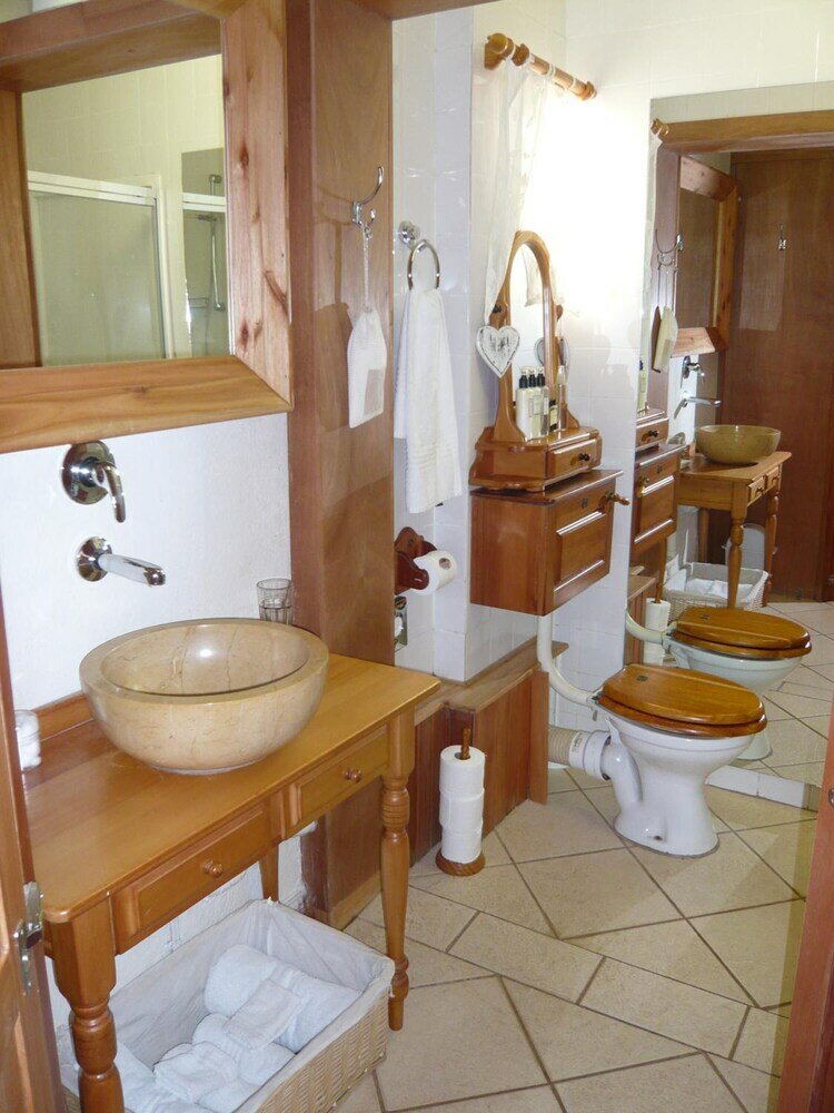 Фото Dusk to Dawn Guesthouse