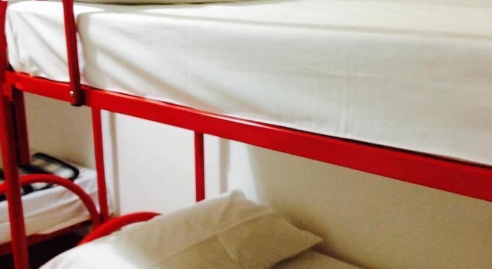 Фото Two Ducks Hostel