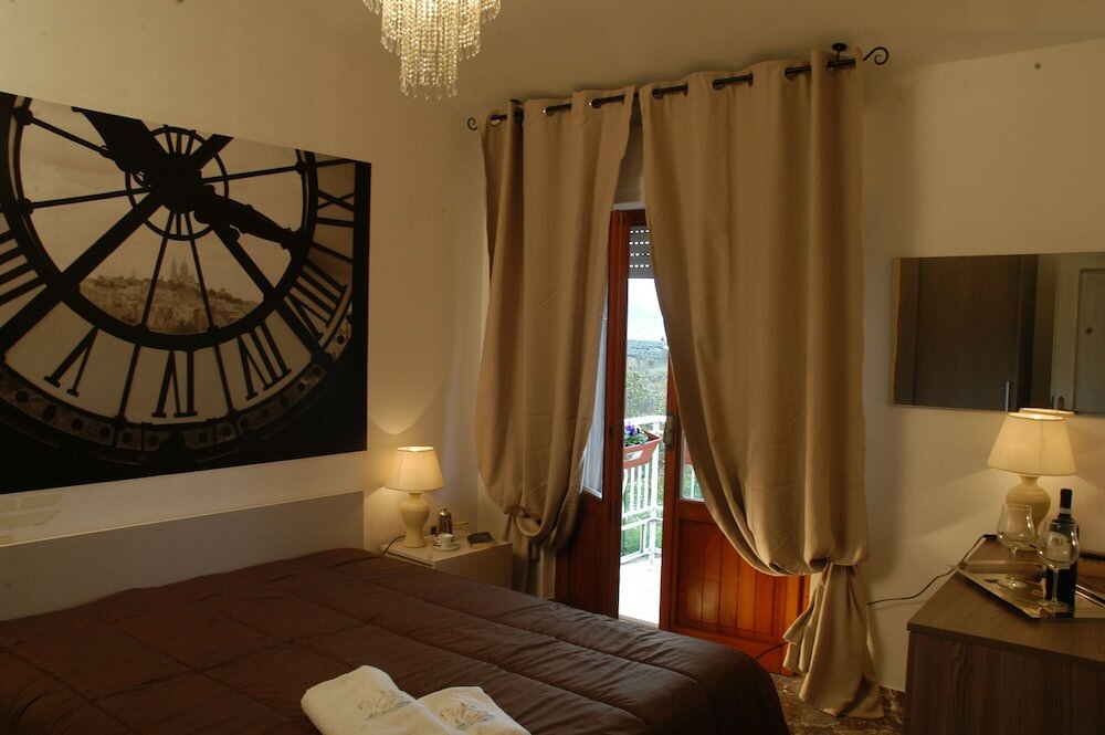 Фото B&b Falco Bianco