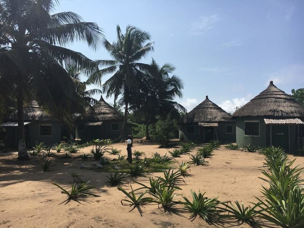 Фото Akwidaa Inn