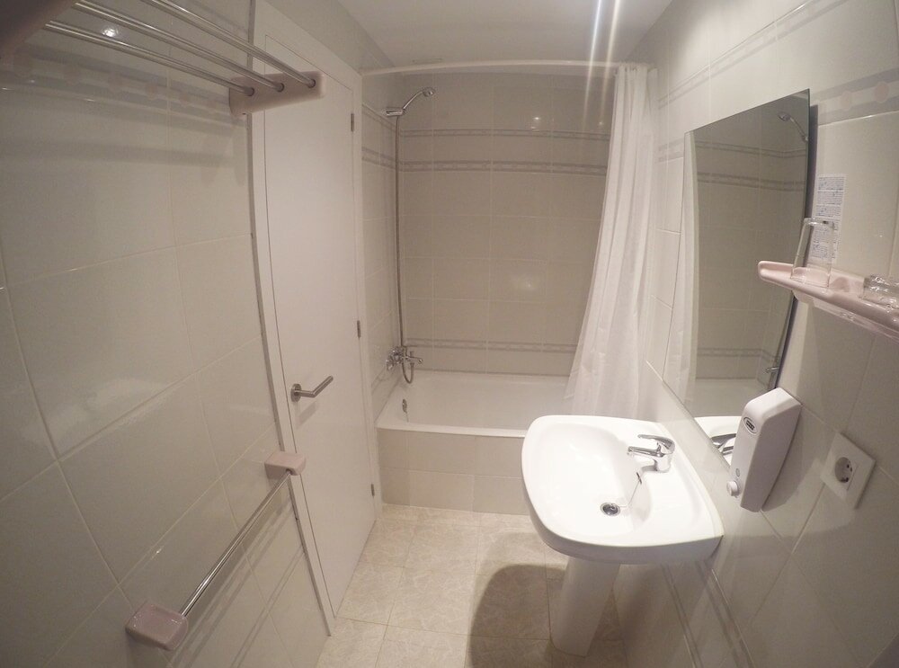 Фото Hostal del Mar